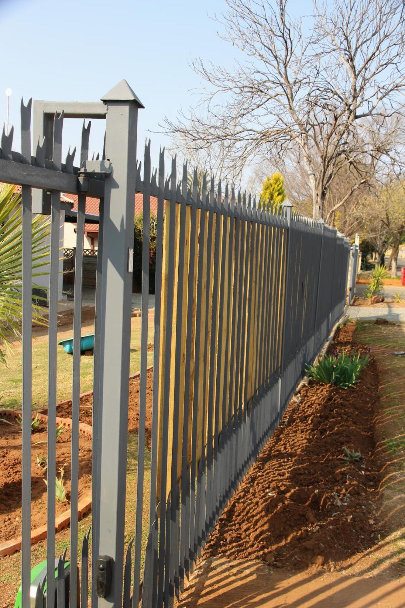 Hotel Nini'S Guest Units Bloemfontein Exterior foto